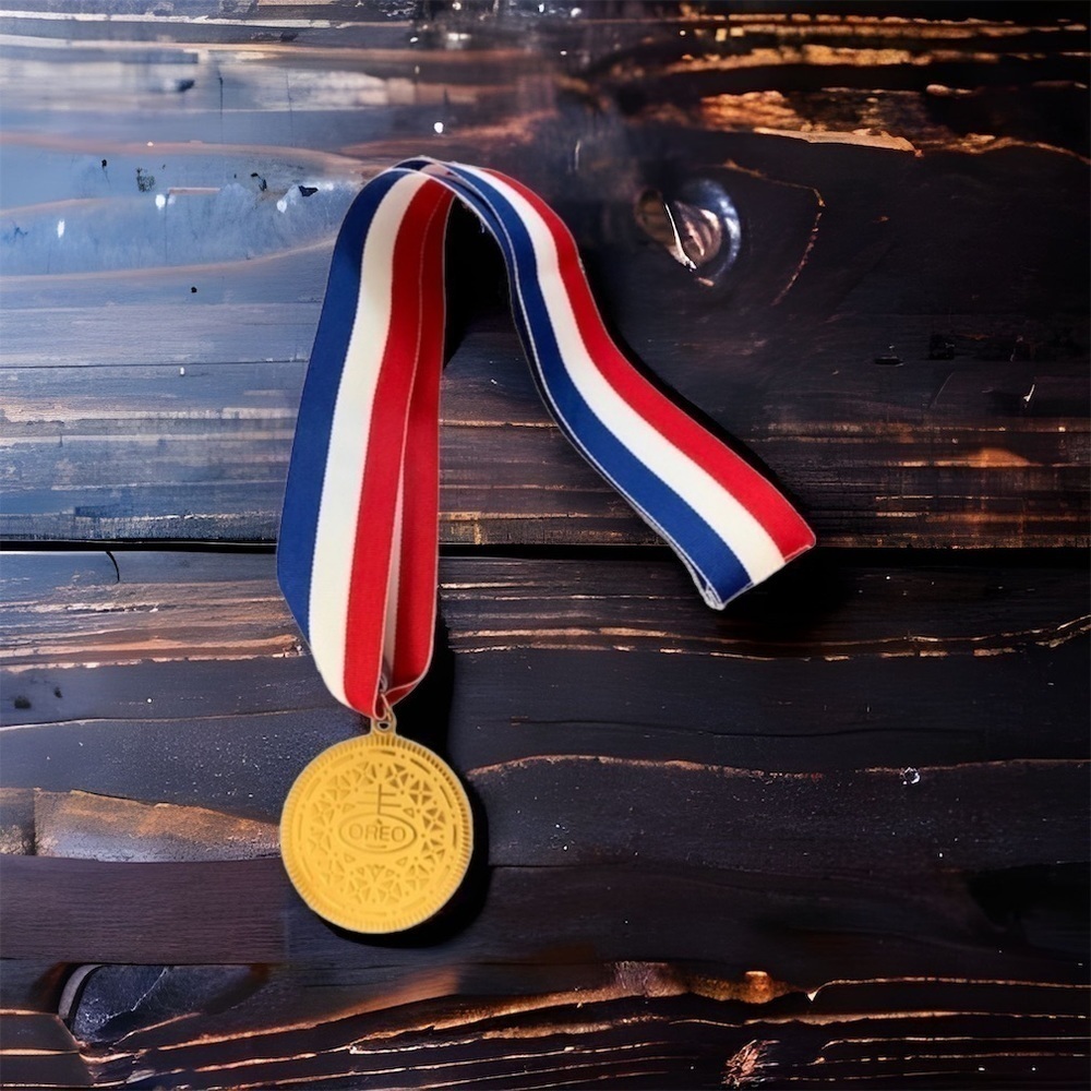 1988 Oreo Triathlon Medal Promotional